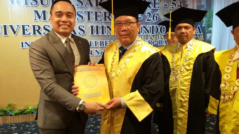 100 juta rupiah gaji Putu Supadma Rudana untuk UNHI Denpasar - Berita Bali Terkini, Media Bali - Pena Bali