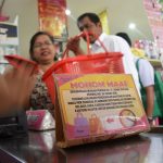 Sidak Penggunaan Kantong Plastik, Ada Masih Gunakan Kantong Plastik