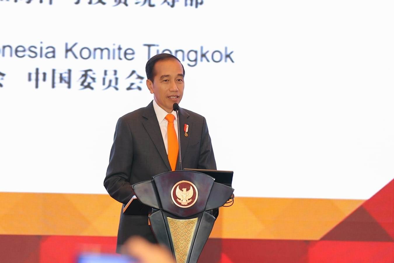 Saat Presiden Joko Widodo menyampaikan sambutannya terkait kerja sama bilateral antara RI-China di bidang ekspor, investasi dan ketahanan pangan dalam acara Indonesia-China Business Forum, Beijing.