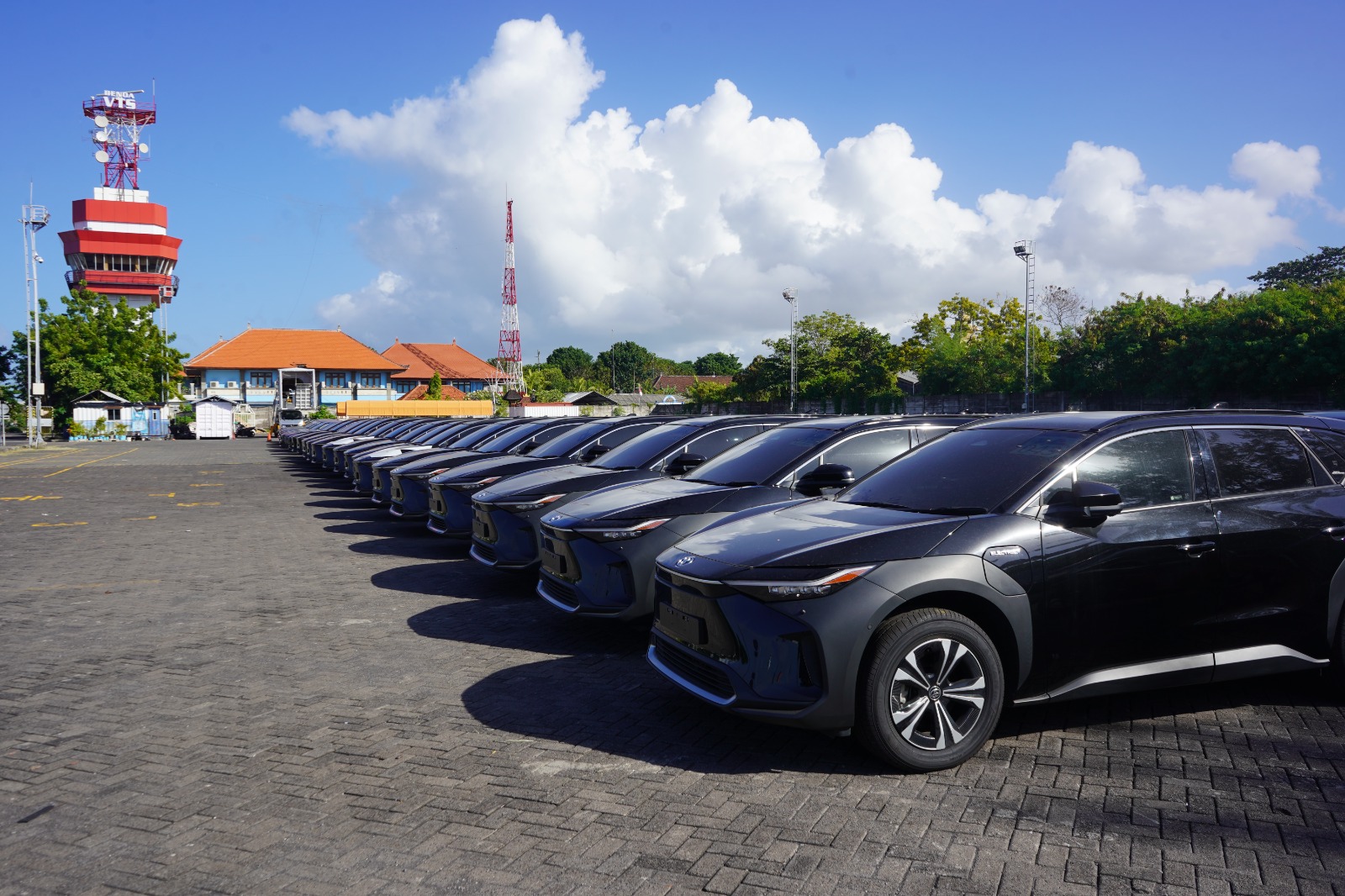 Mobil Listrik yang akan digunakan oleh negara-negara besar yang hadir dalam World Water Forum (WWF) ke-10.