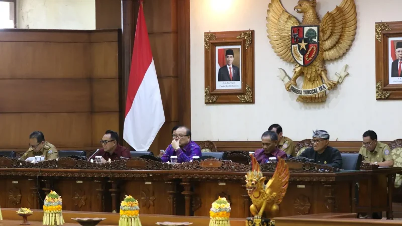 DPRD Provinsi Bali menggelar Rapat Paripurna ke-15.