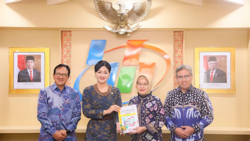 Otoritas Jasa Keuangan (OJK) kembali menyelenggarakan Survei Nasional Literasi dan Inklusi Keuangan (SNLIK) bersama dengan Badan Pusat Statistik (BPS).