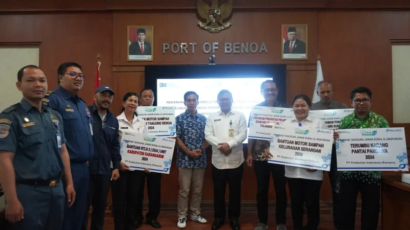 PT Pelabuhan Indonesia (Persero) Regional 3 Cabang Benoa melakukan penyerahan secara simbolis bantuan program Tanggung Jawab Sosial dan Lingkugan (TJSL) tahap I (satu) tahun 2024.