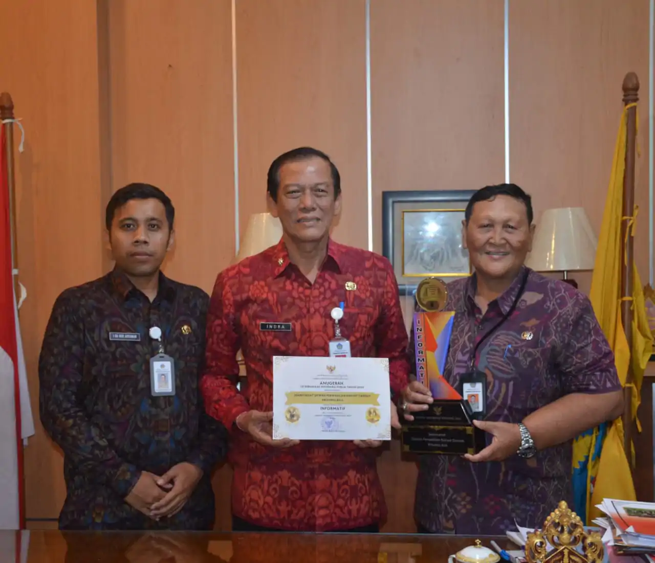 Sekretariat DPRD Bali Raih Penghargaan Keterbukaan Informasi Publik Terbaik 2024.