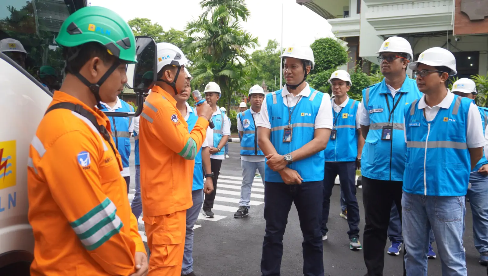 Sambut Natal dan Tahun Baru, PLN Siapkan Ribuan Personel Pastikan Pasokan Listrik Andal di Bali