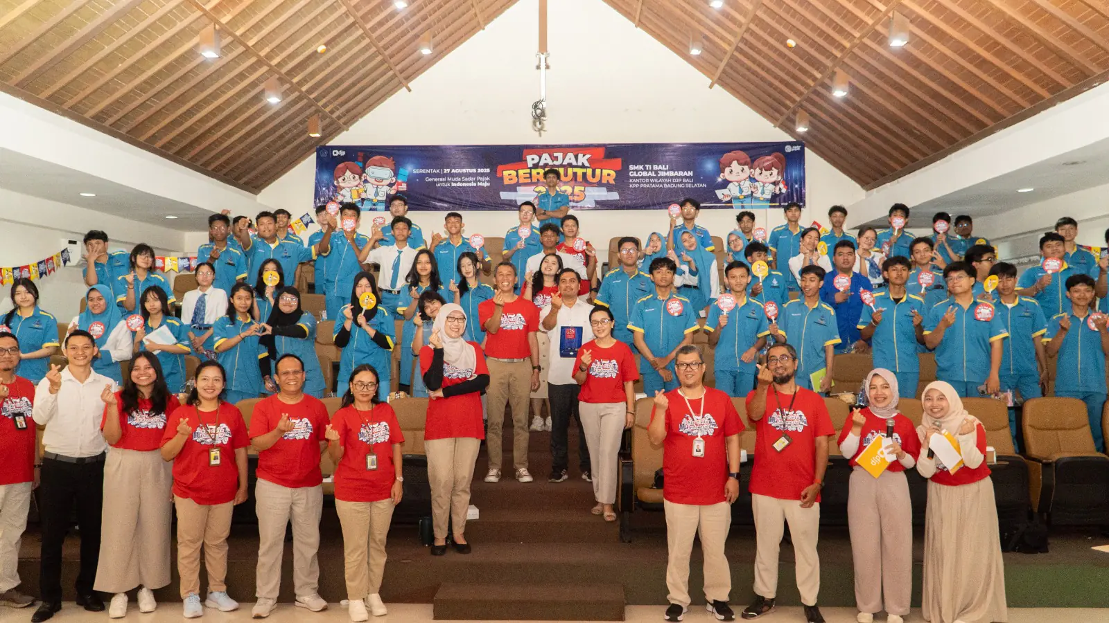 Kantor Wilayah Direktorat Jenderal Pajak (Kanwil DJP) Bali bersama seluruh Kantor Pelayanan Pajak (KPP) menggelar kegiatan Pajak Bertutur 2025 secara serentak.
