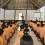 KPU Buleleng Sosialisasikan Pendidikan Demokrasi bagi Pemilih Pemula di SMAN 2 Gerokgak