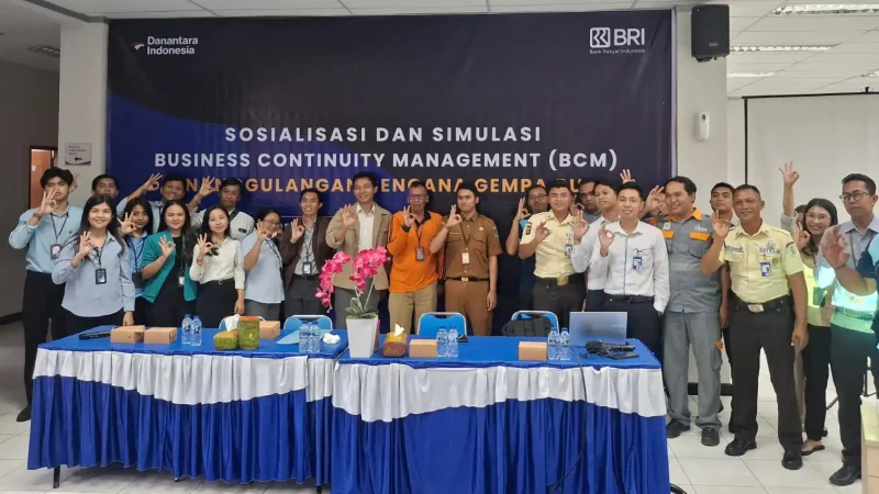 Cegah Kepanikan Saat Gempa, BRI Singaraja Gelar Pelatihan Evakuasi