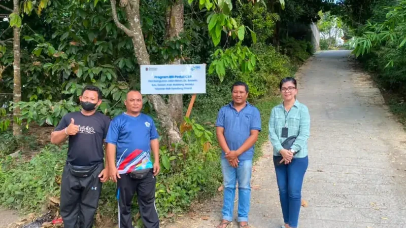 CSR, BRI Bangun Jalan Beton di Bebetin, Mobilitas Petani Kian Lancar