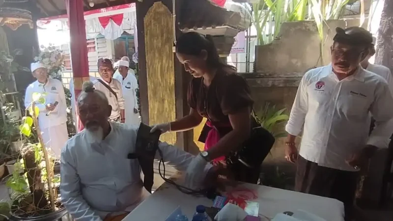 Safari Kesehatan Sambangi Sulinggih hingga Masyarakat Umum di Buleleng