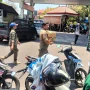 Di Tengah Antrean BBM, Pemkab Buleleng bersama Masyarakat Hadirkan Kepedulian Lewat Donasi Air Mineral