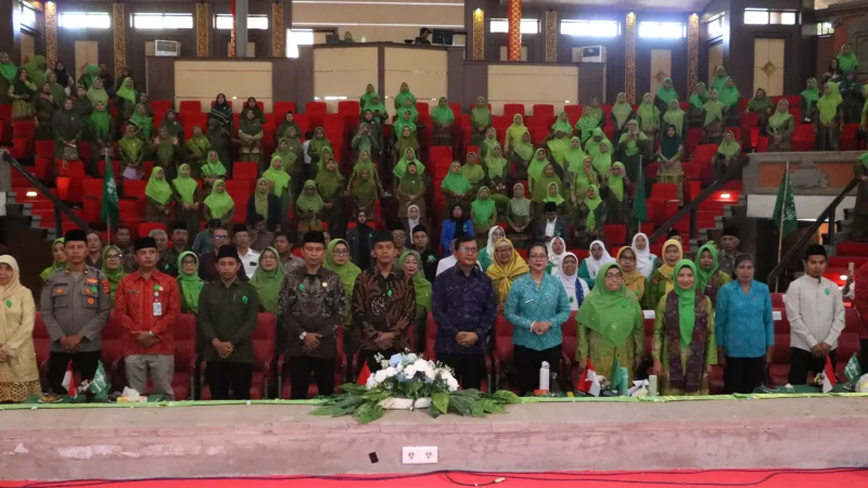 Bupati Sutjidra Dorong Muslimat NU Perkuat Pemberdayaan Perempuan dan Ketahanan Keluarga