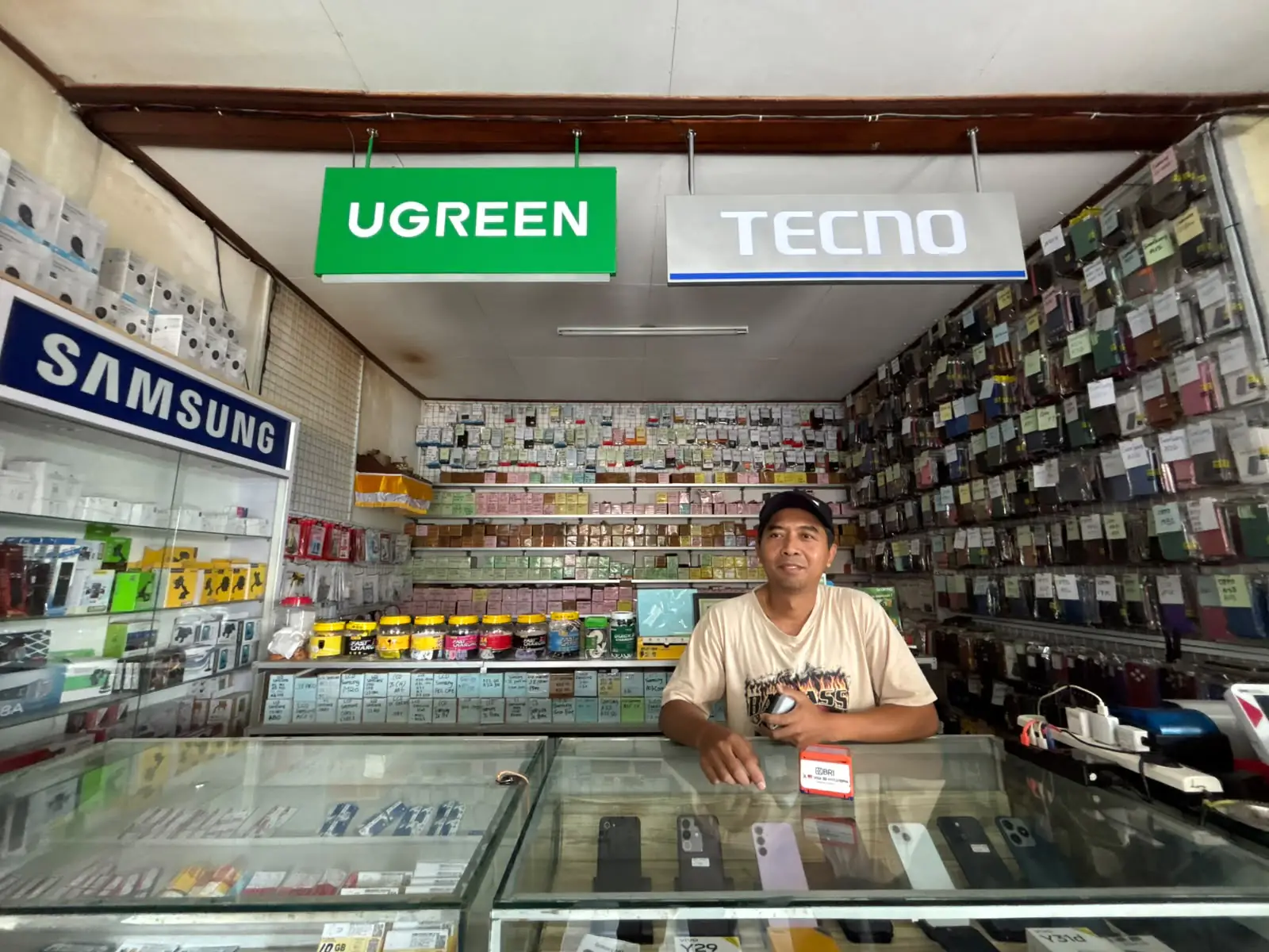 Berawal dari Servis HP, Yuda Sale Bangli Berkembang dengan Dukungan KUR BRI